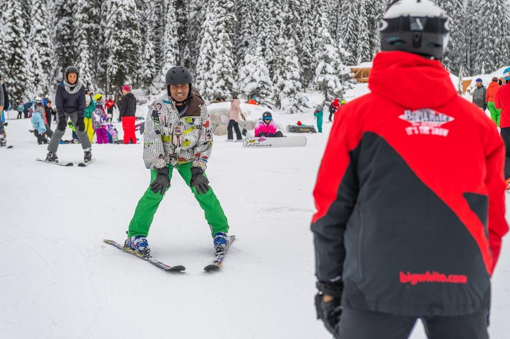 Sundance Resort Big White Exteriör bild