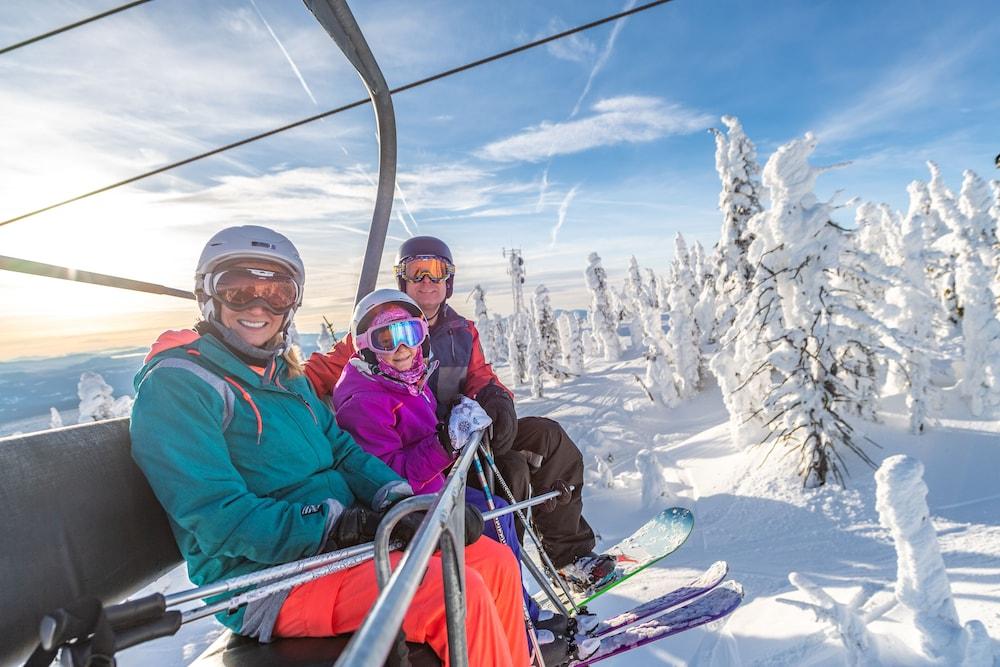 Sundance Resort Big White Exteriör bild