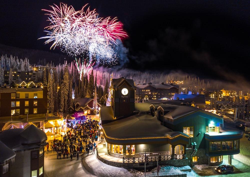 Sundance Resort Big White Exteriör bild